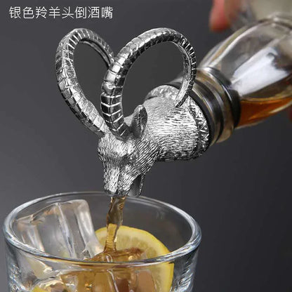 1PC Animal Head Wine Pourer Zinc Alloy Deer Elk Lion Leopard Wolf Eagle Dragon Wine Pour Spout Stopper Club Bar Accessories