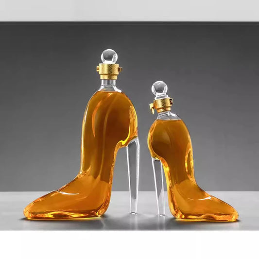 Creative High-heeled Shoe Design, Red Wine Decanter, Glass Empty Bottle with Sealed Lid, Thickened Whiskey Decanter