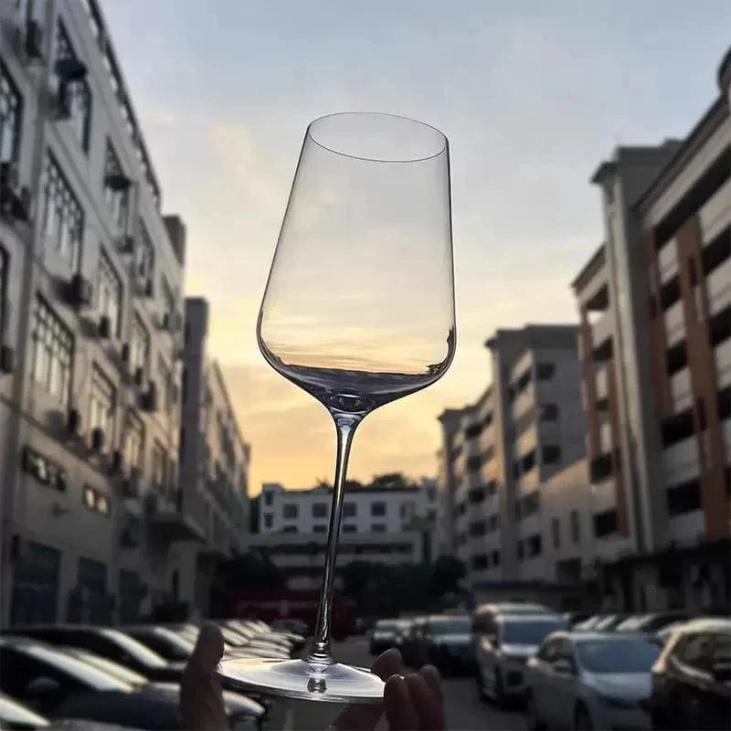 Burgundy Bordeaux Style Light Luxury Wine Glass Ultra-thin Craftsmanship Slim Cup Stems  Bar Party Classics Goblet