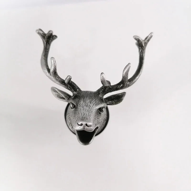 1PC Animal Head Wine Pourer Zinc Alloy Deer Elk Lion Leopard Wolf Eagle Dragon Wine Pour Spout Stopper Club Bar Accessories