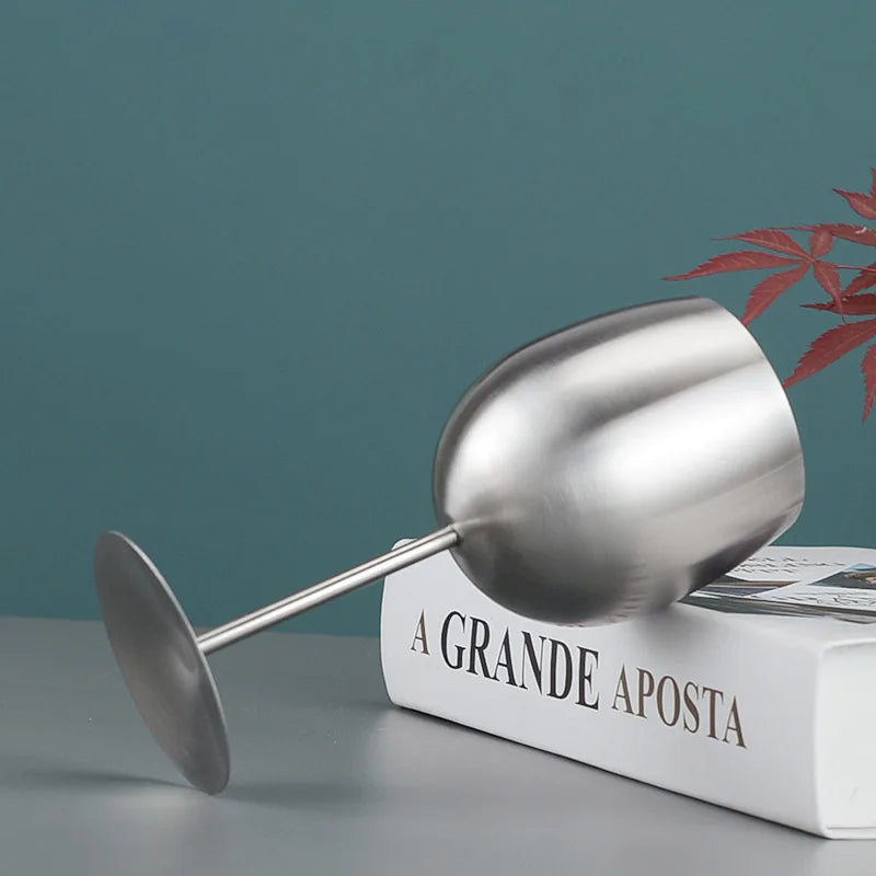 304 Stainless Steel Wine & Cocktail Goblets – Retro Martini Glass for Home, Bar & Restaurant” ✅